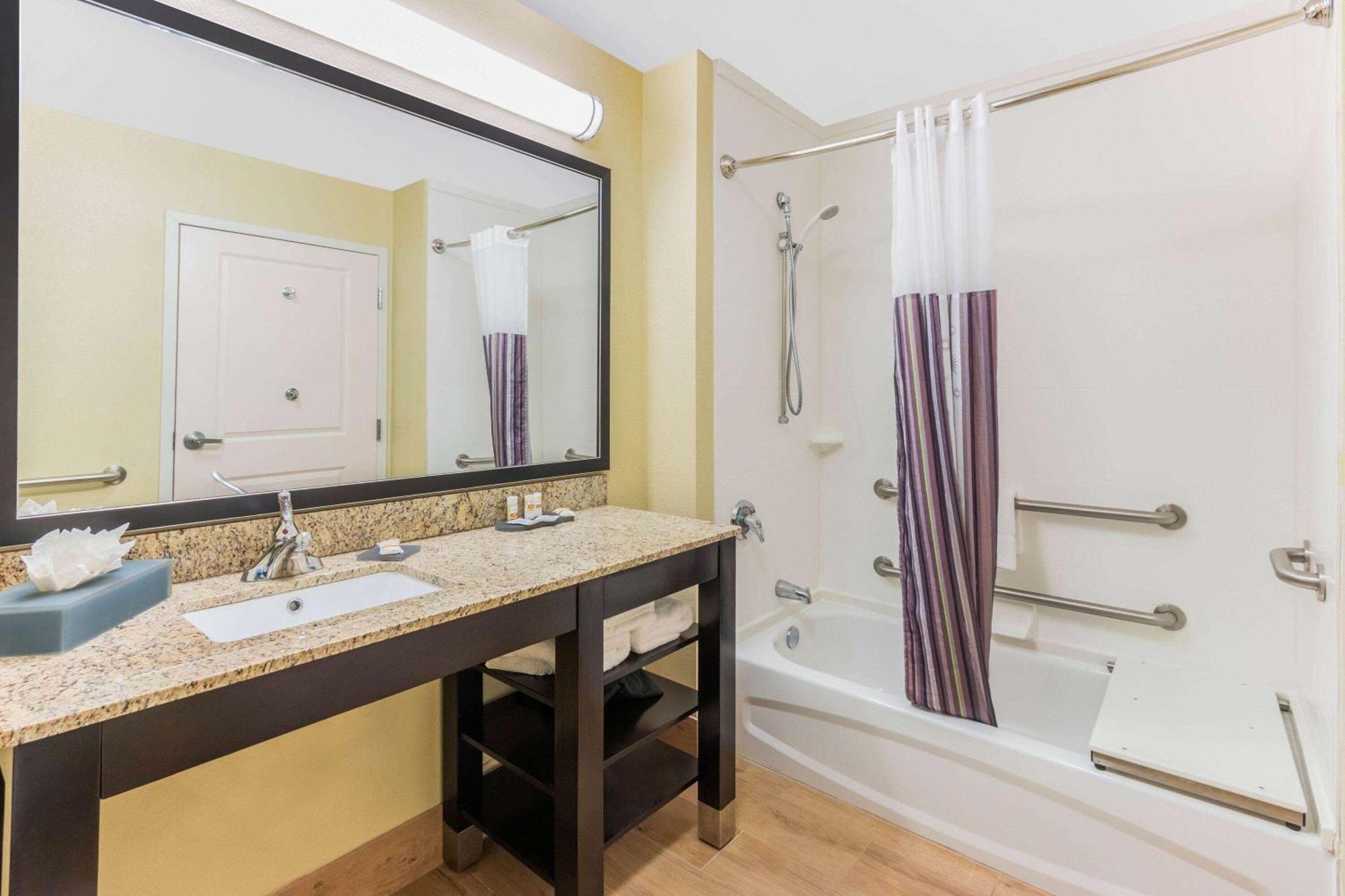 La Quinta By Wyndham Carlsbad Hotel Luaran gambar